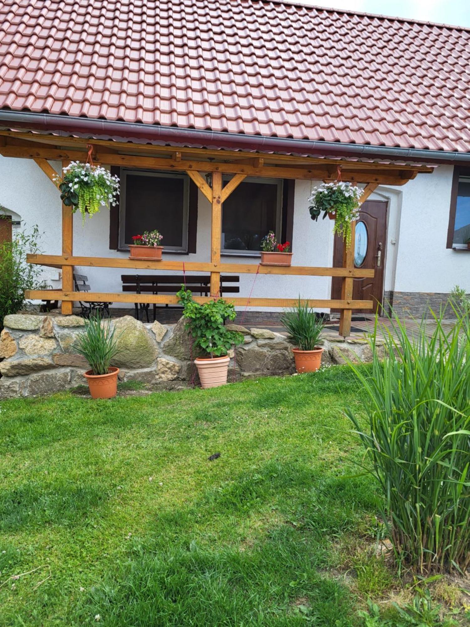 Agroturystyka Nad Strumykiem Lesna  Ngoại thất bức ảnh