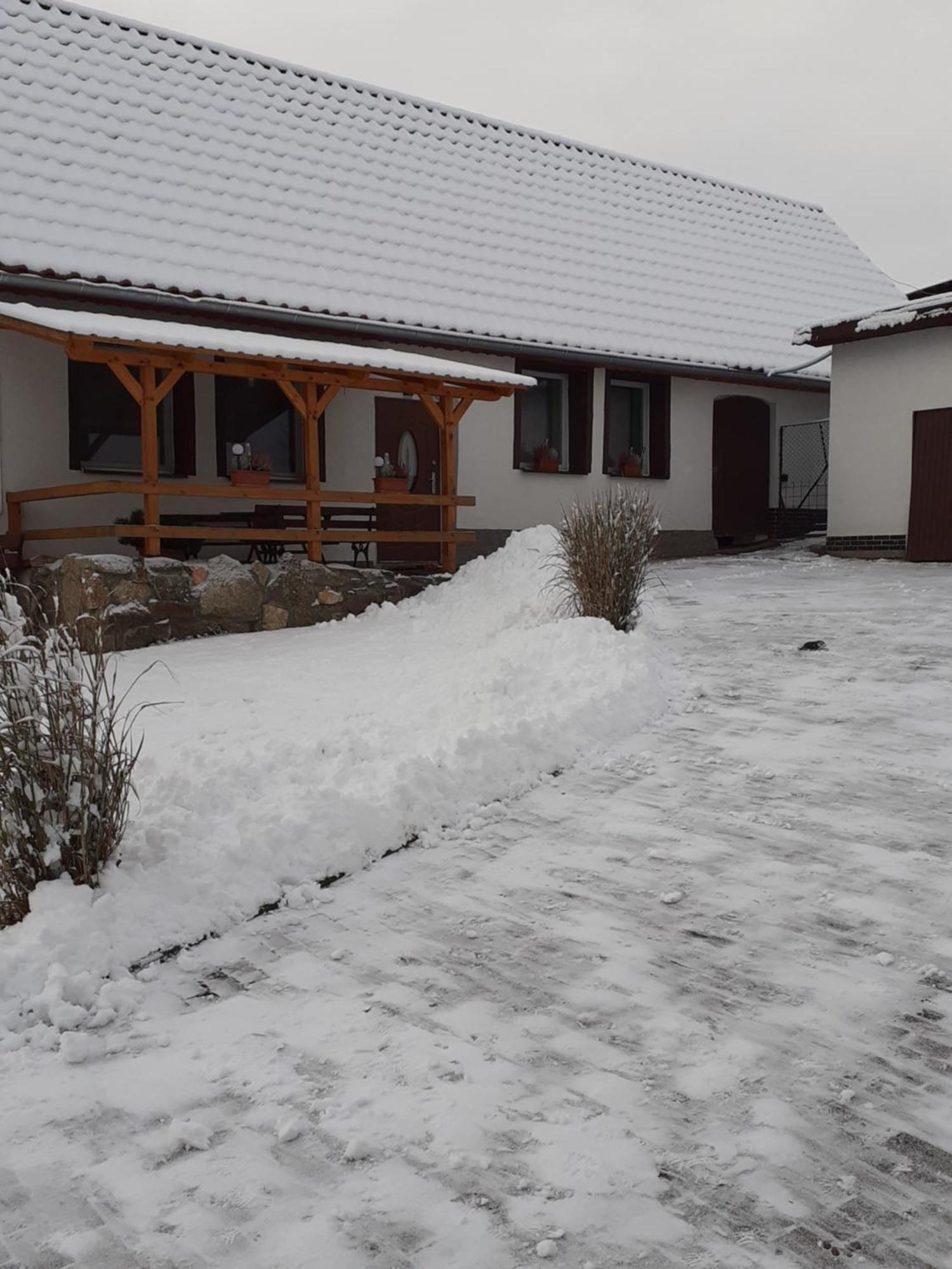 Agroturystyka Nad Strumykiem Lesna  Ngoại thất bức ảnh